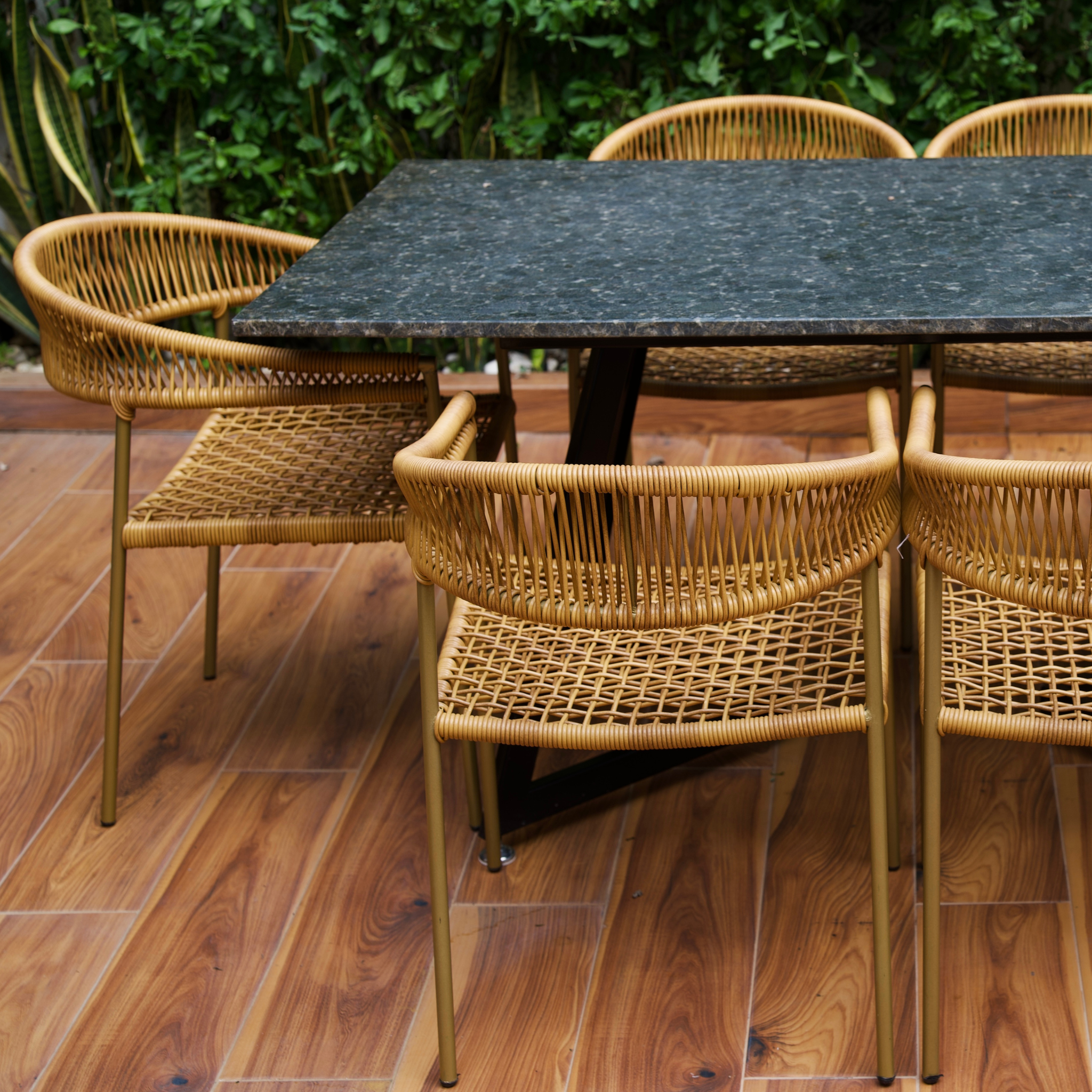 Silla Tulum · Edición Gold (Interior /Exterior)