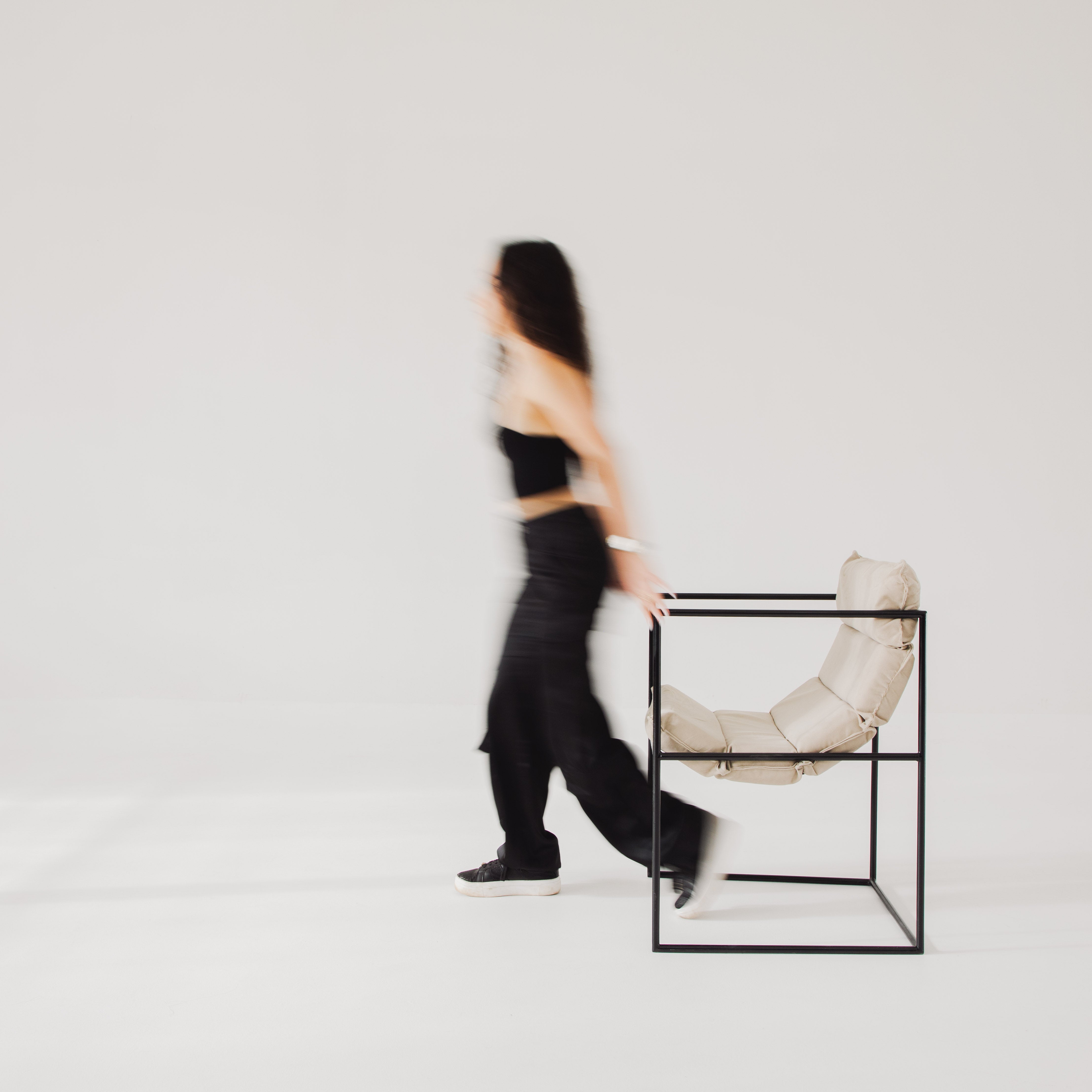 Silla Pekín · Edición Black and Beige (Interior /Semi exterior)